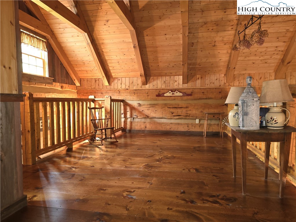 130 Lauren Glen Trail