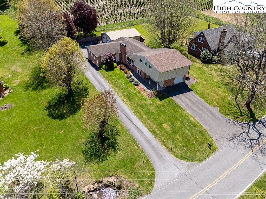 201 E Buck Mountain Road