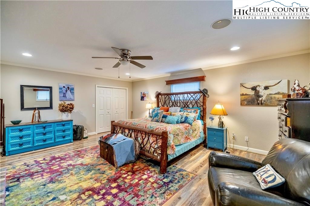 201 E Buck Mountain Road