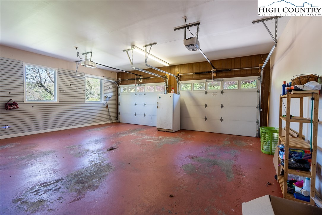 201 E Buck Mountain Road