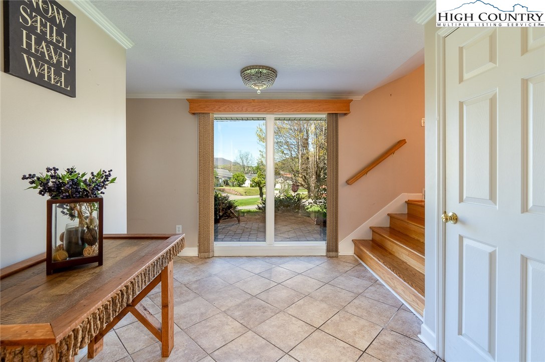 201 E Buck Mountain Road