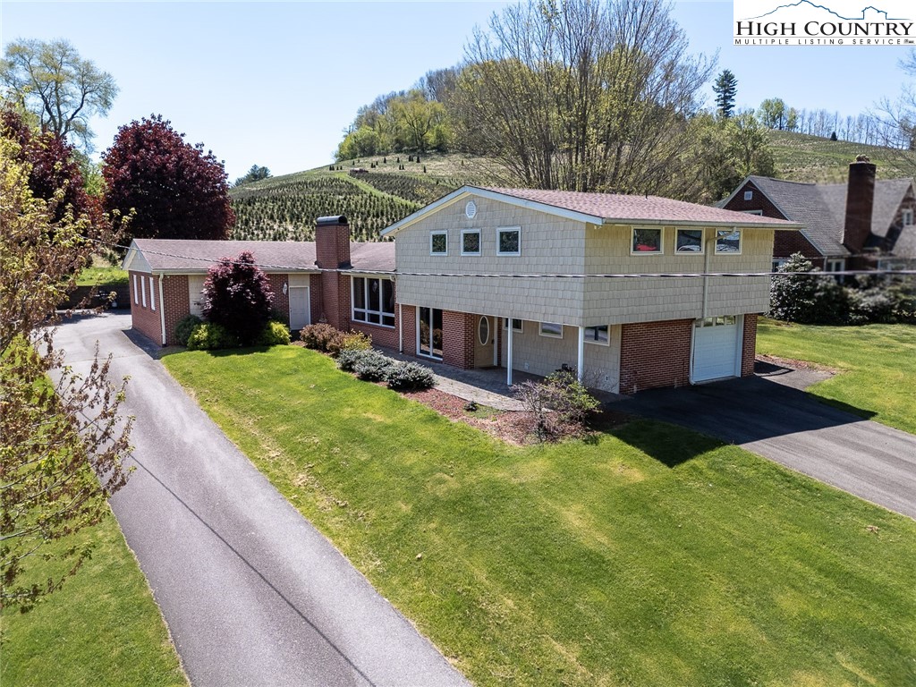 201 E Buck Mountain Road