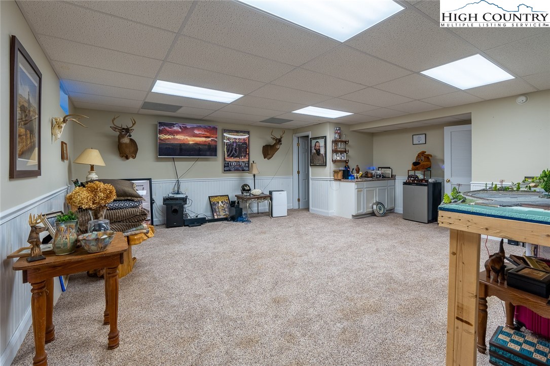 201 E Buck Mountain Road