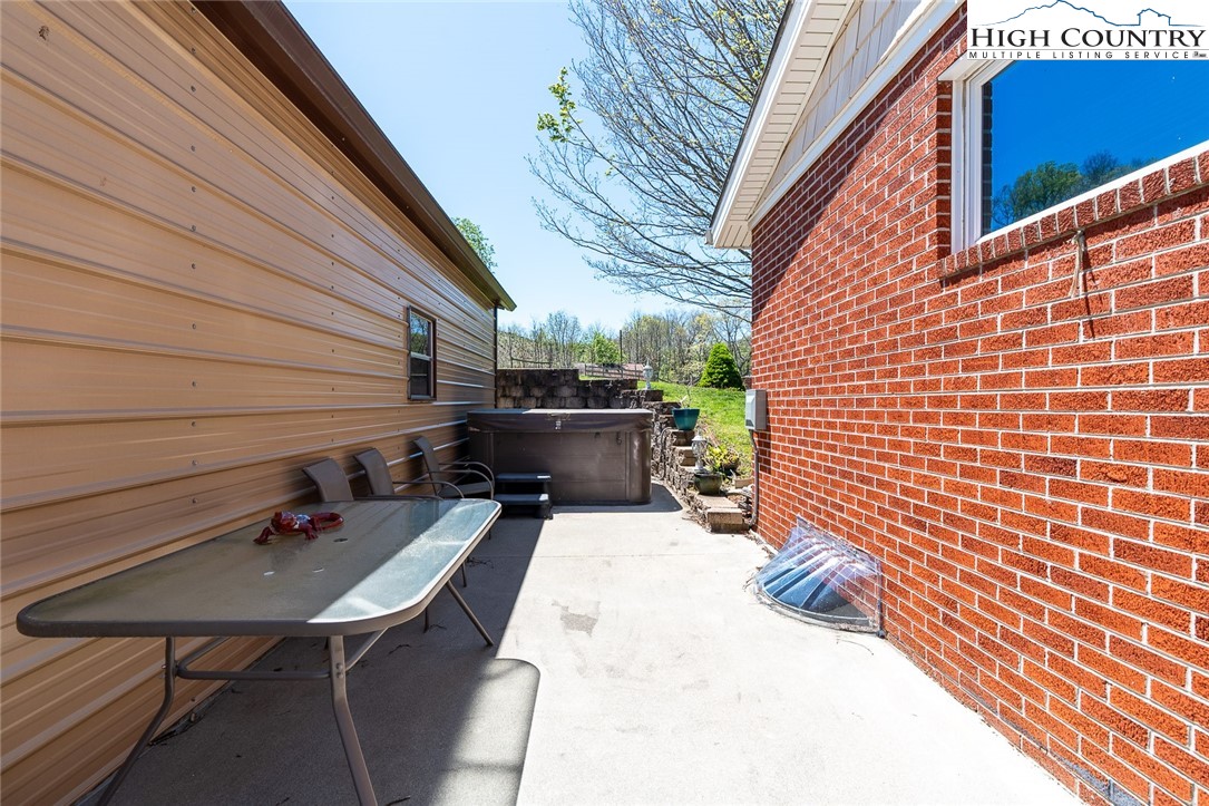 201 E Buck Mountain Road