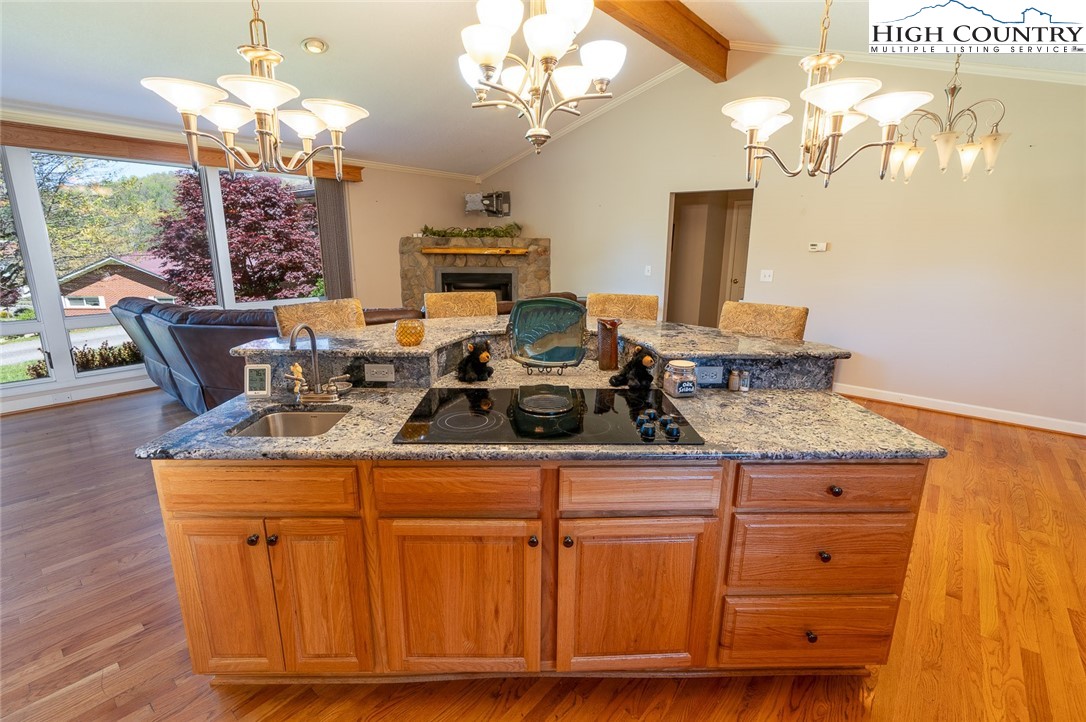 201 E Buck Mountain Road