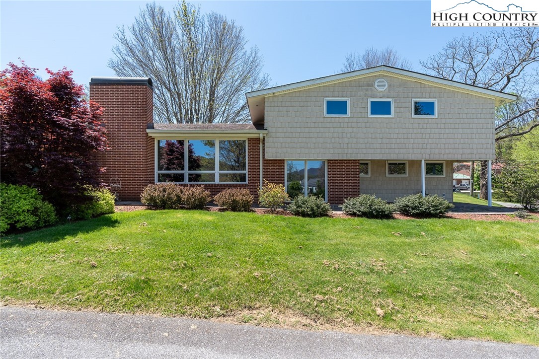 201 E Buck Mountain Road