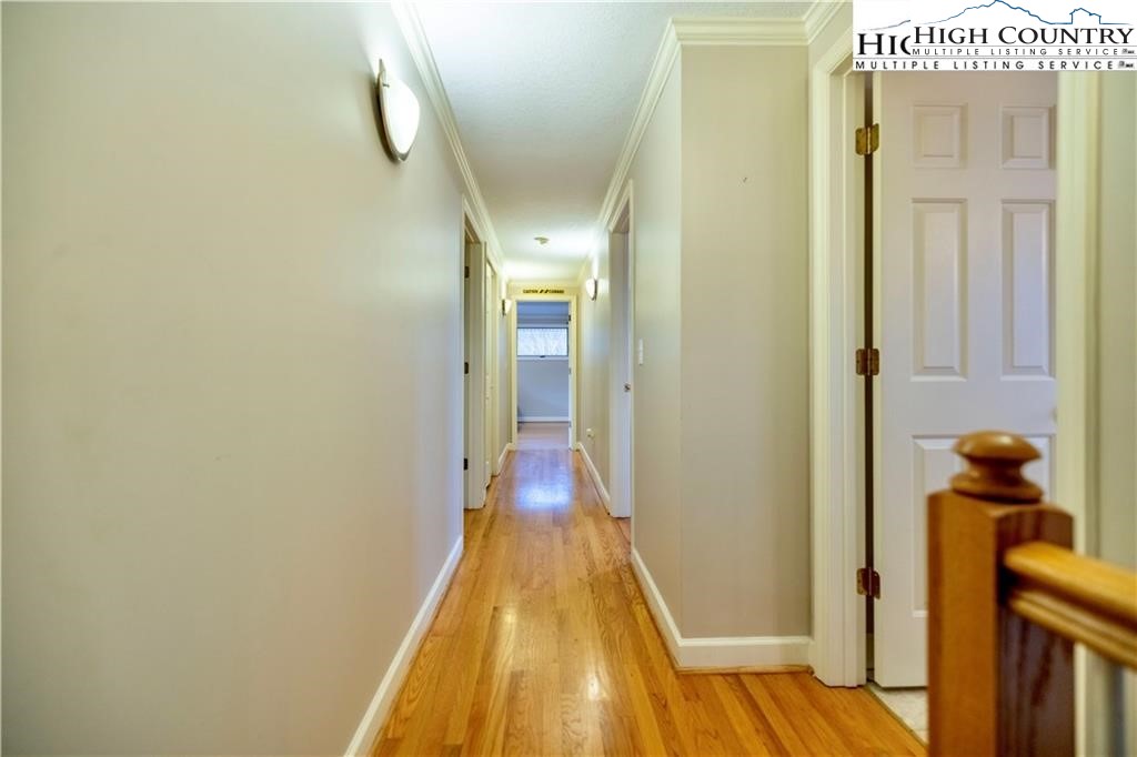 201 E Buck Mountain Road