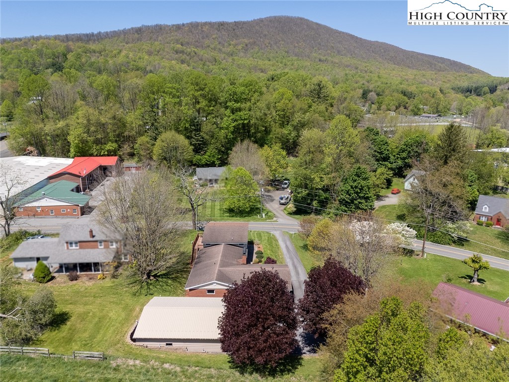 201 E Buck Mountain Road