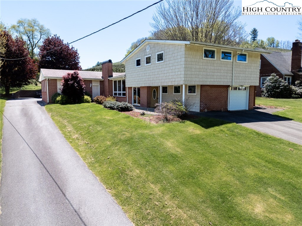 201 E Buck Mountain Road