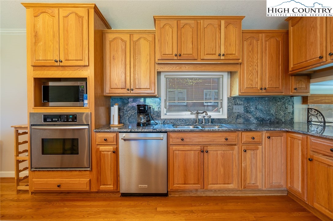 201 E Buck Mountain Road