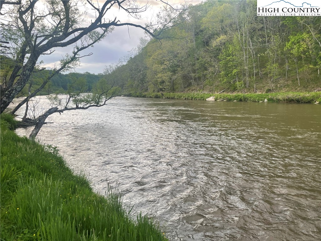 69 Mountain Breeze Court