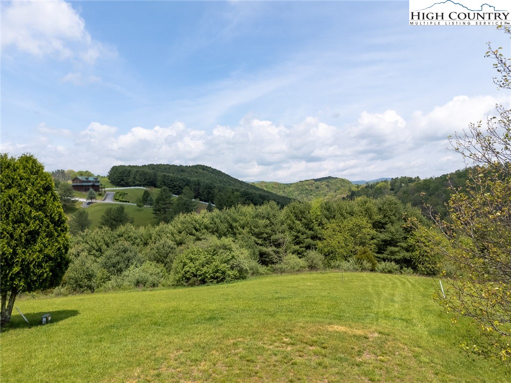 69 Mountain Breeze Court