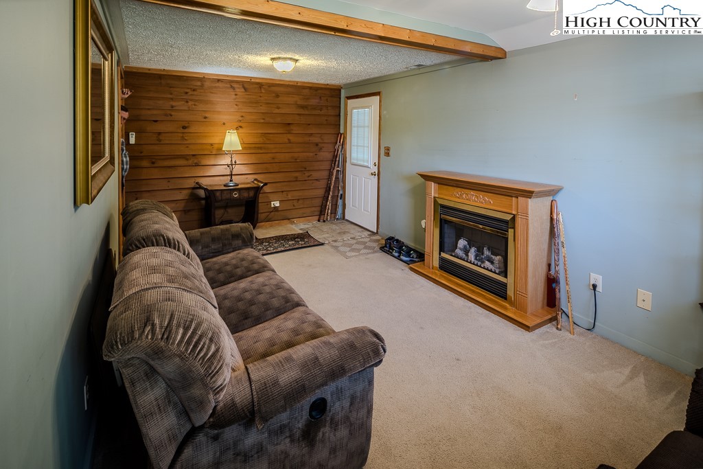 170 Tailor Made Ranch Road