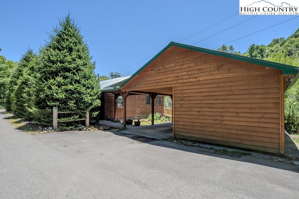 170 Tailor Made Ranch Road