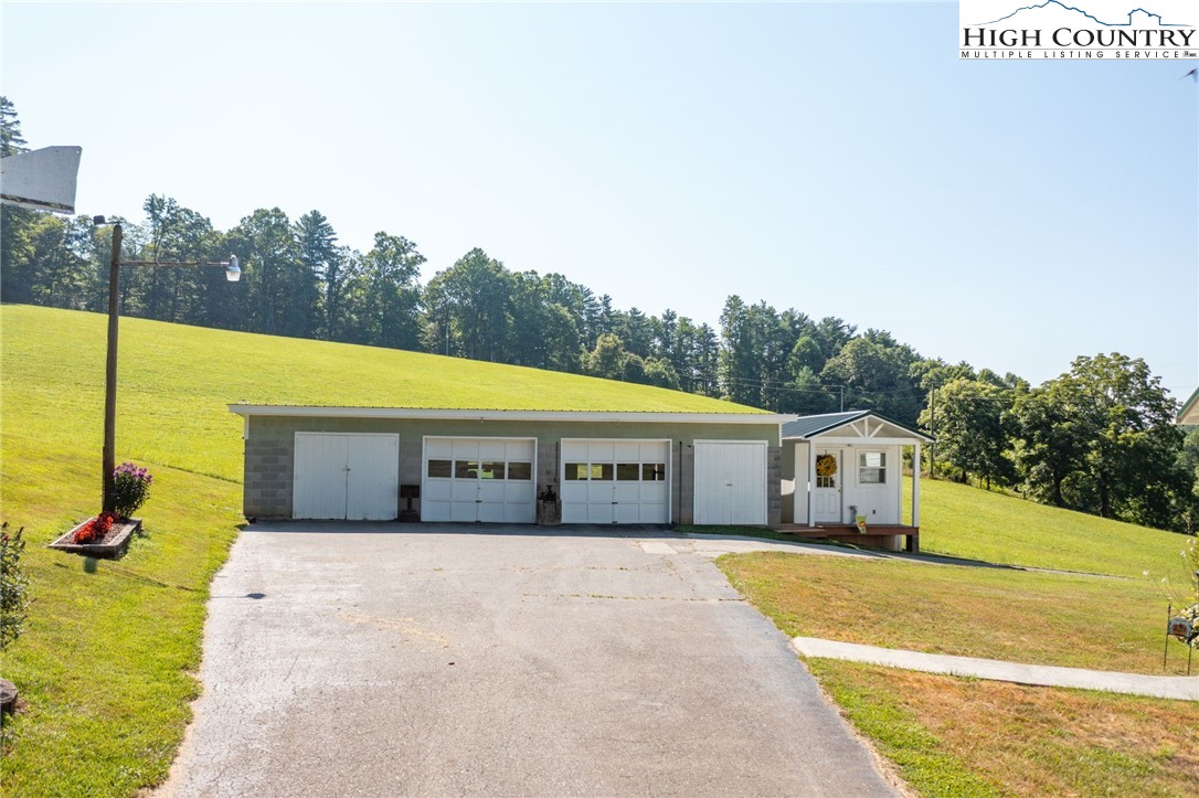 3643A Bare Creek Road