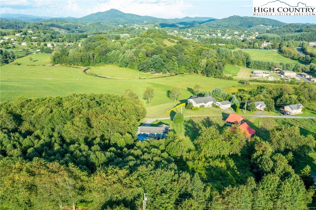 1 Graybeal Calloway Drive