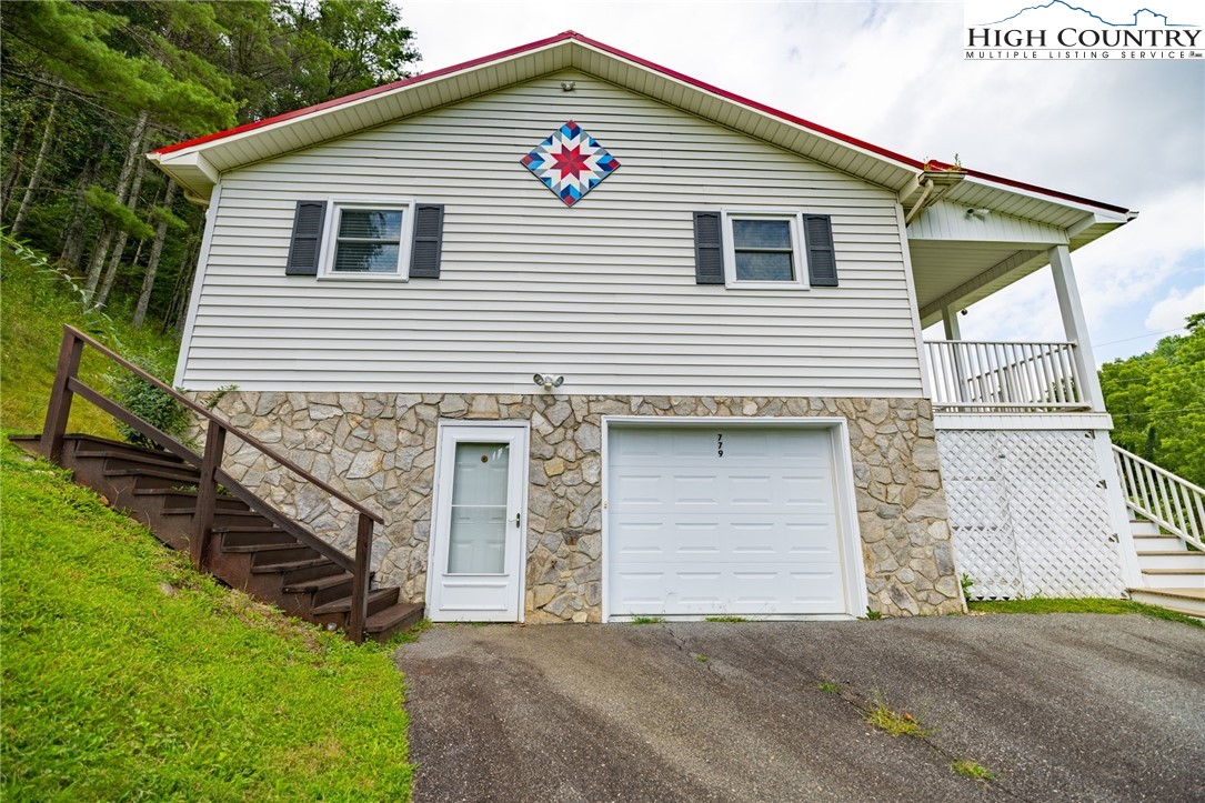 779 Silas Creek Road #17 & 18