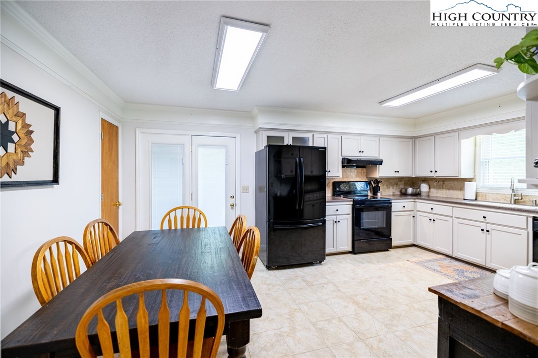 779 Silas Creek Road #17 & 18