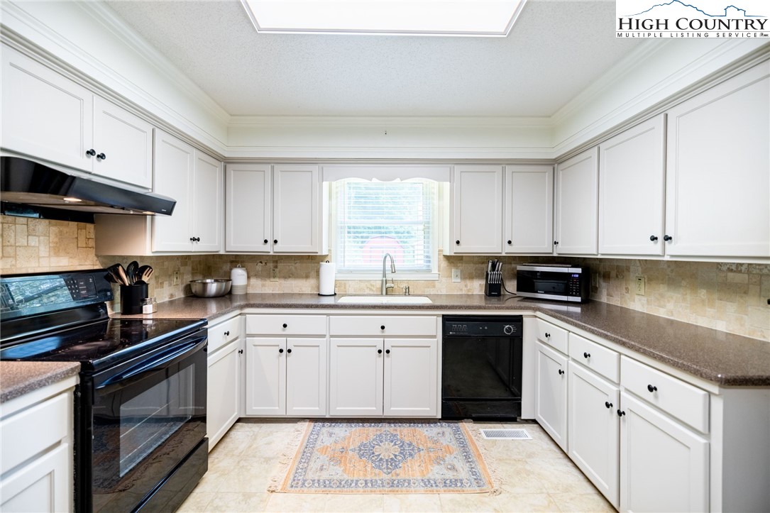 779 Silas Creek Road #17 & 18