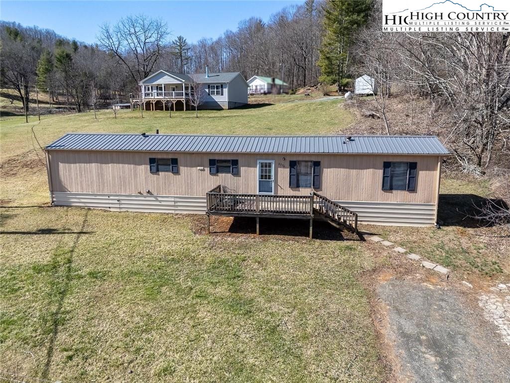 6776 & 6818 US Highway 221 S