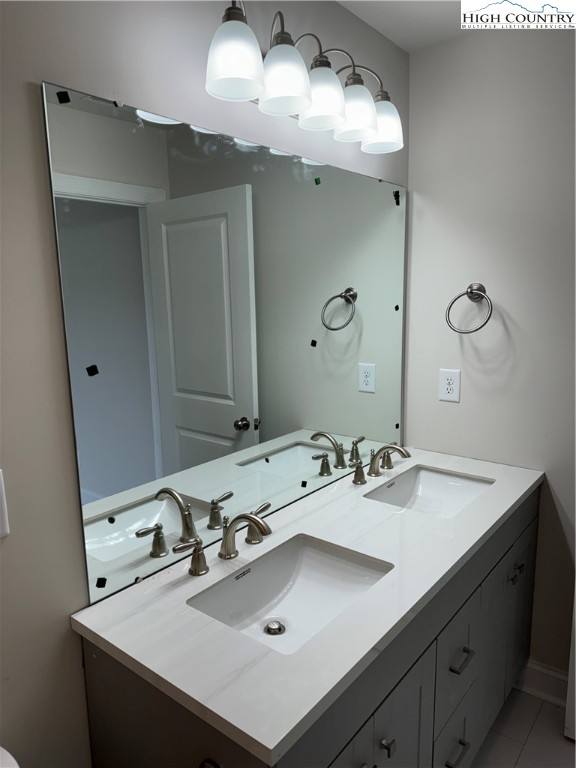 811 Hillcrest Avenue