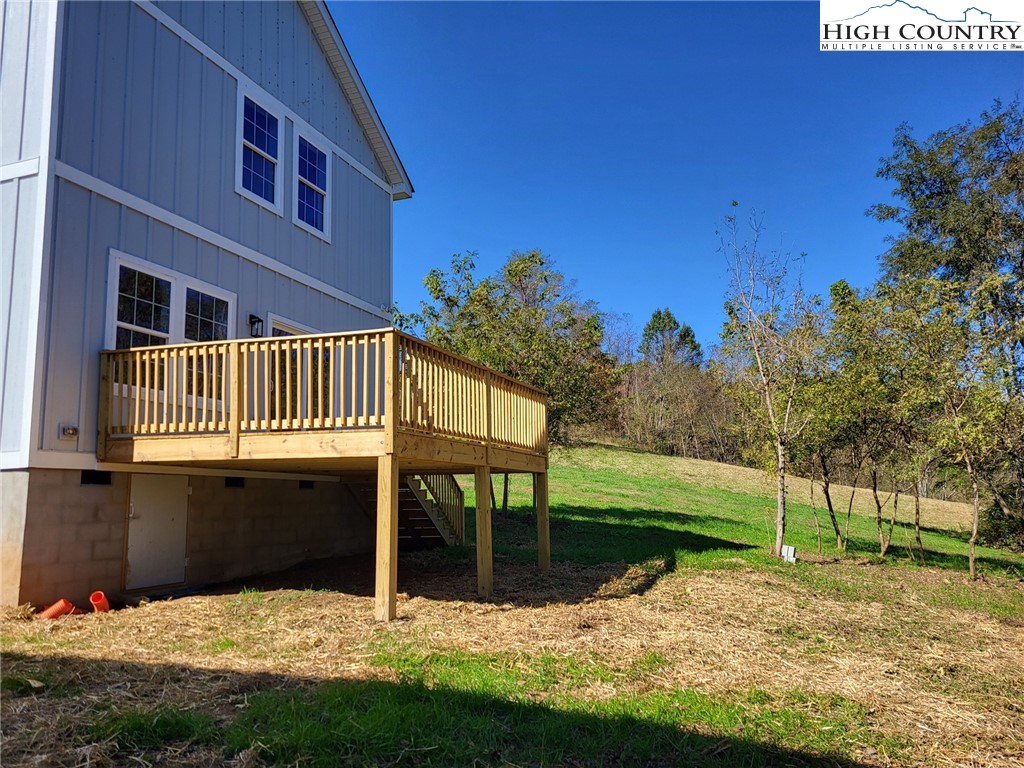 811 Hillcrest Avenue