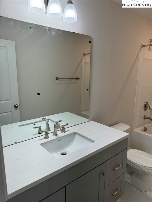 811 Hillcrest Avenue