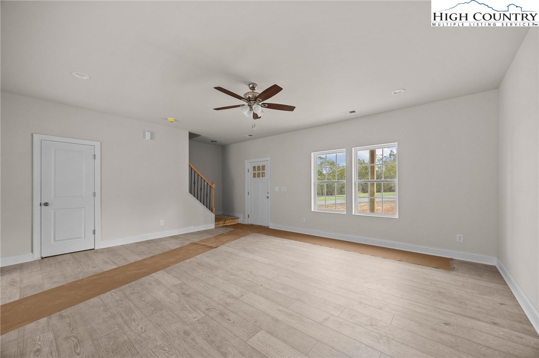 811 Hillcrest Avenue