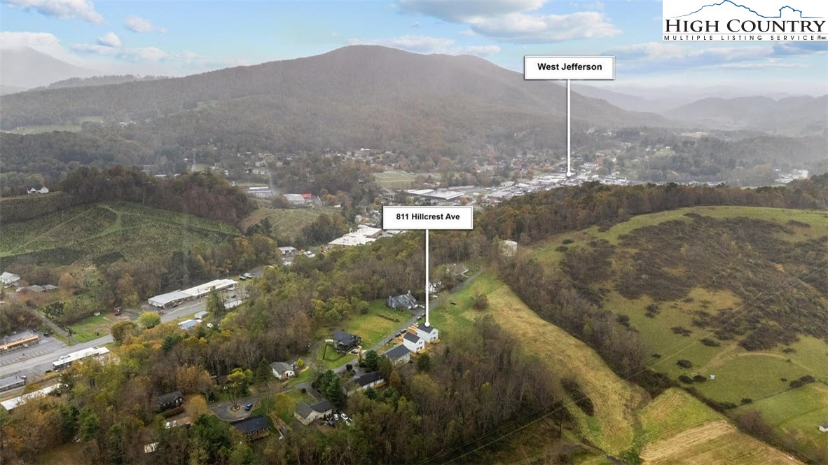 811 Hillcrest Avenue