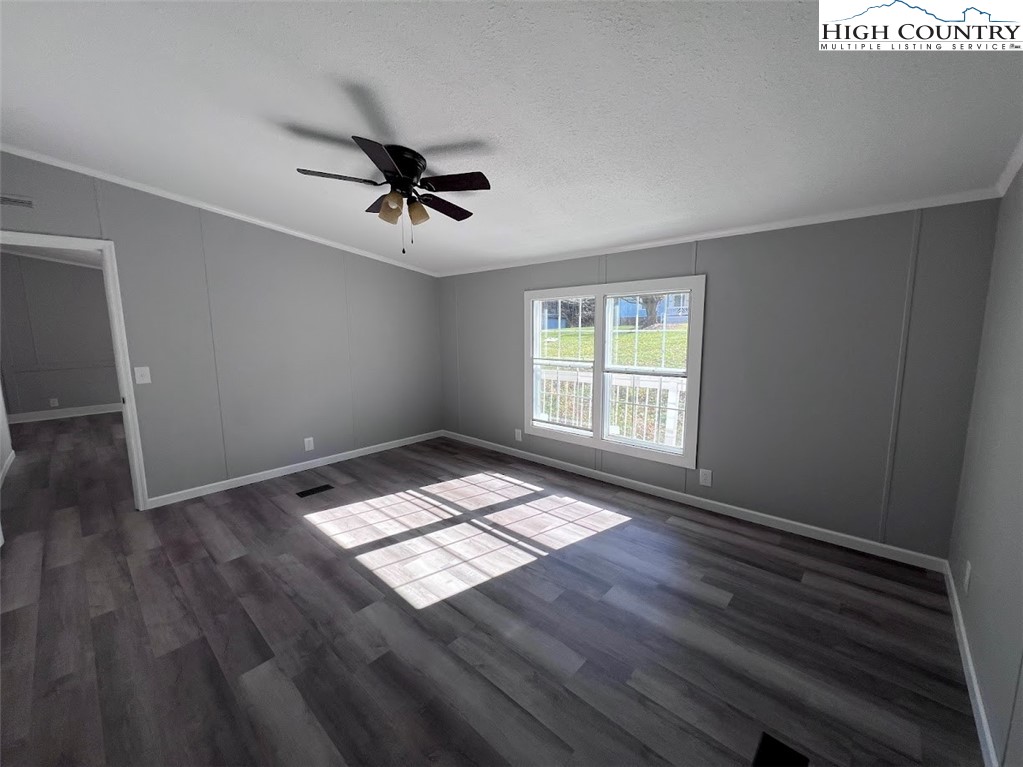 2280 West Buffalo Road