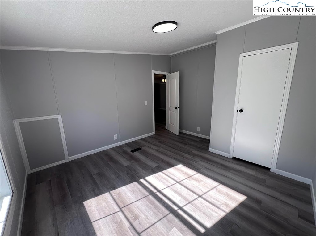 2280 West Buffalo Road