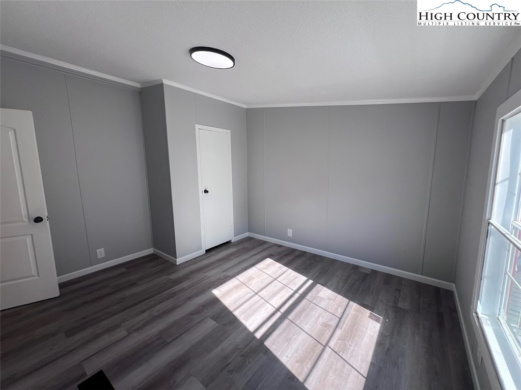 2280 West Buffalo Road