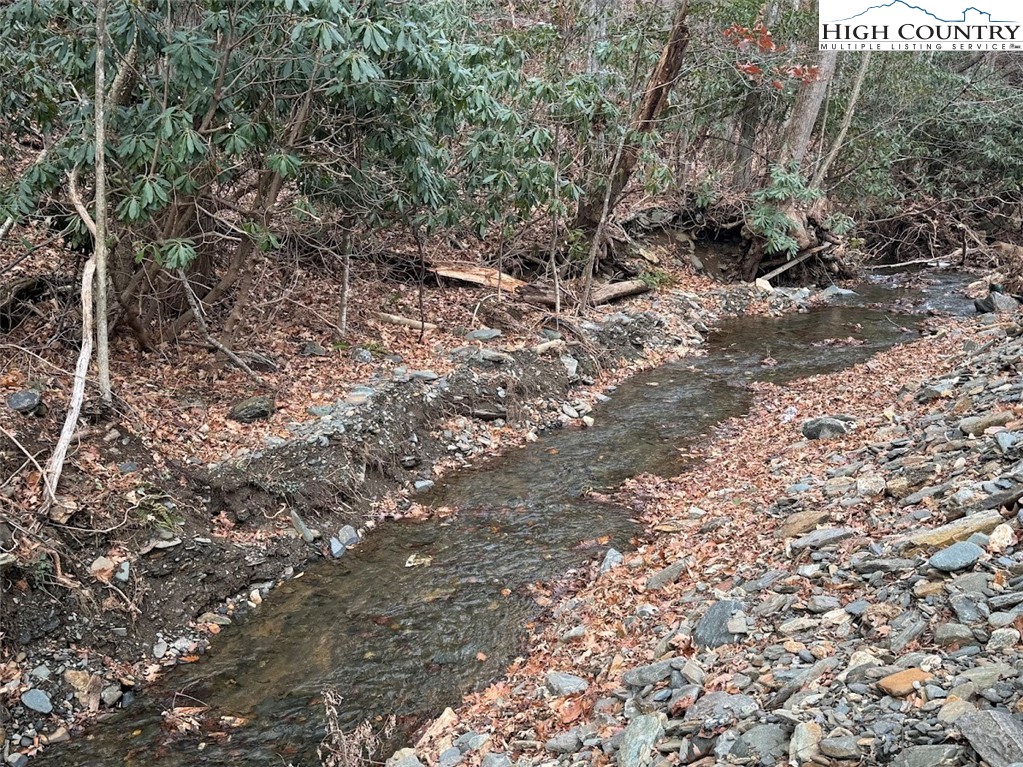 2280 West Buffalo Road