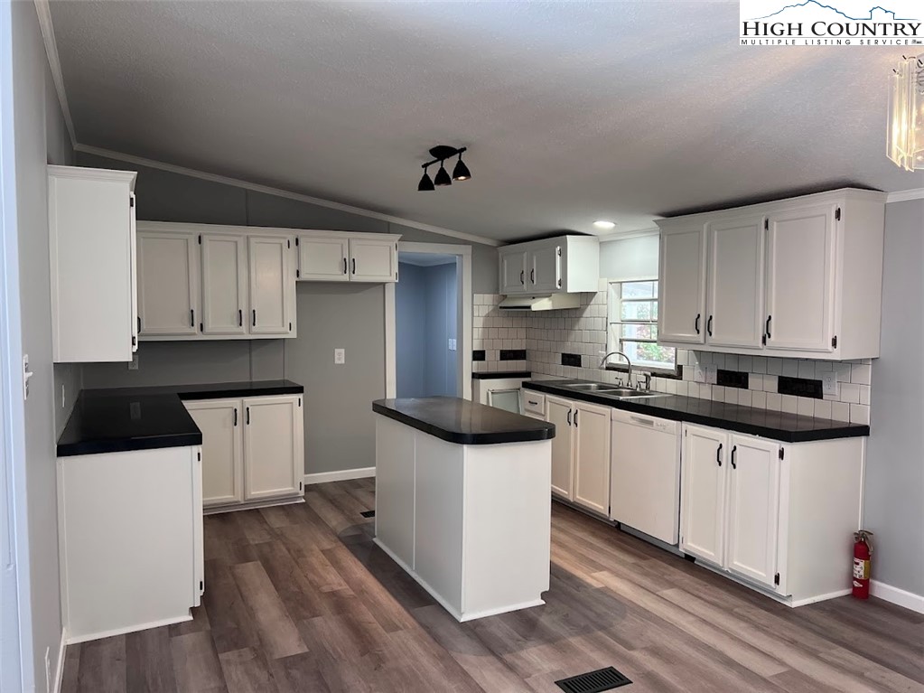 2280 West Buffalo Road