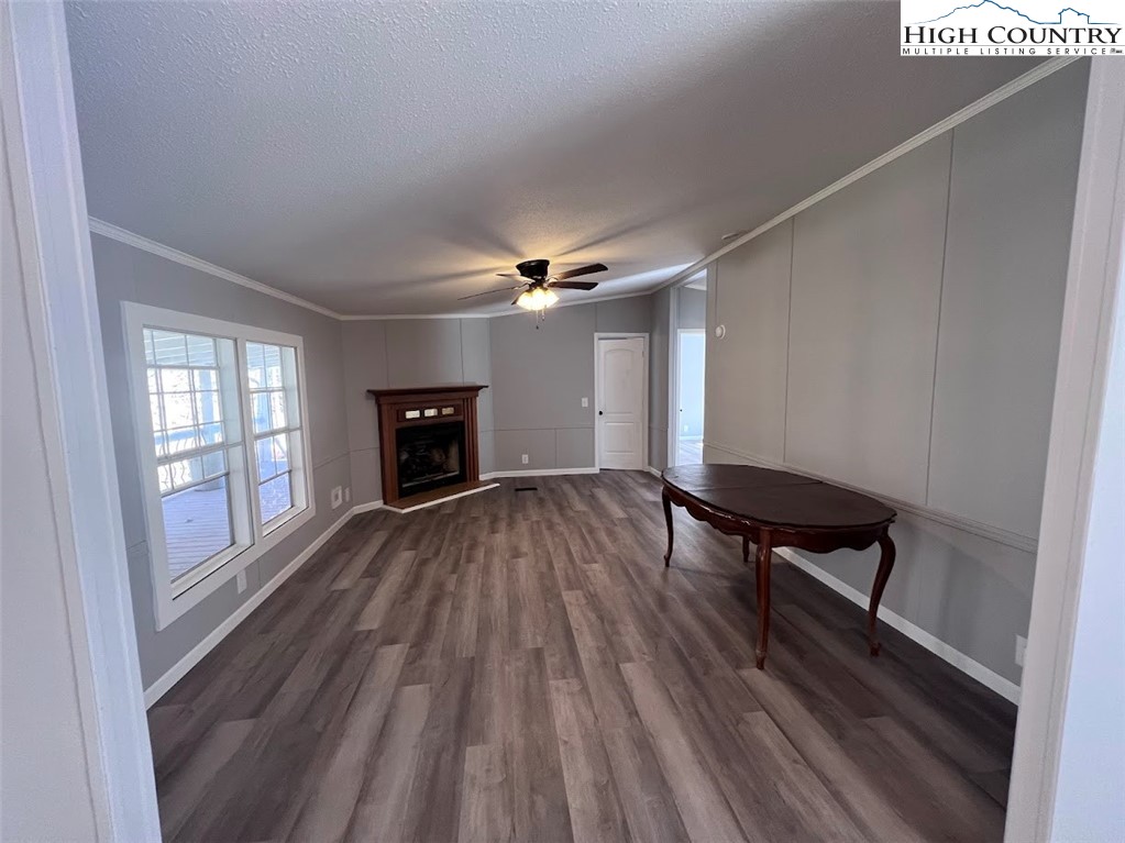 2280 West Buffalo Road