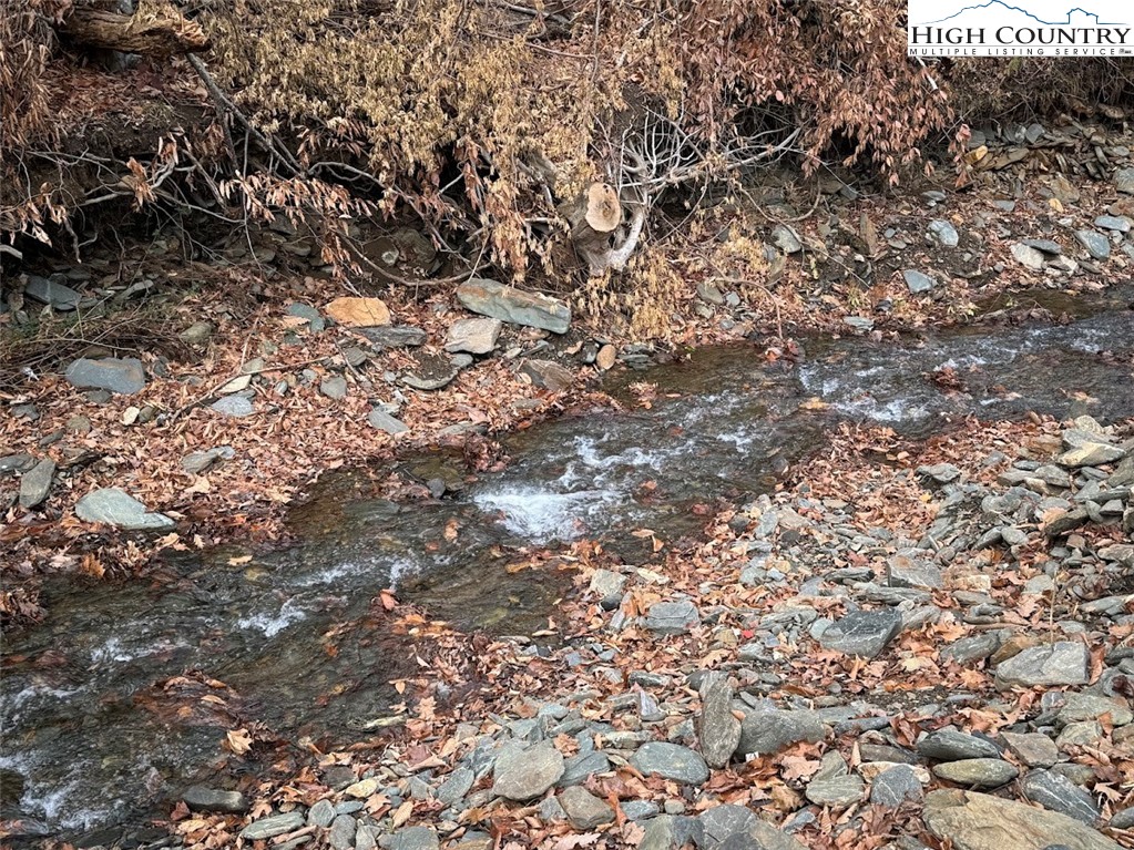 2280 West Buffalo Road