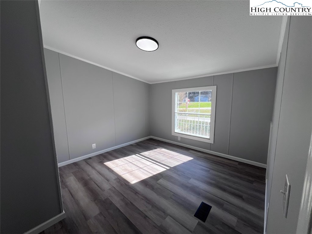 2280 West Buffalo Road