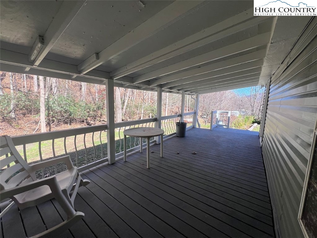 2280 West Buffalo Road