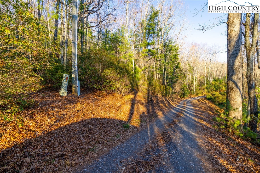 TBD 1.22 Oak Knob Trail