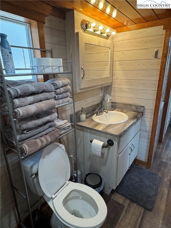 16226 Highlands Parkway