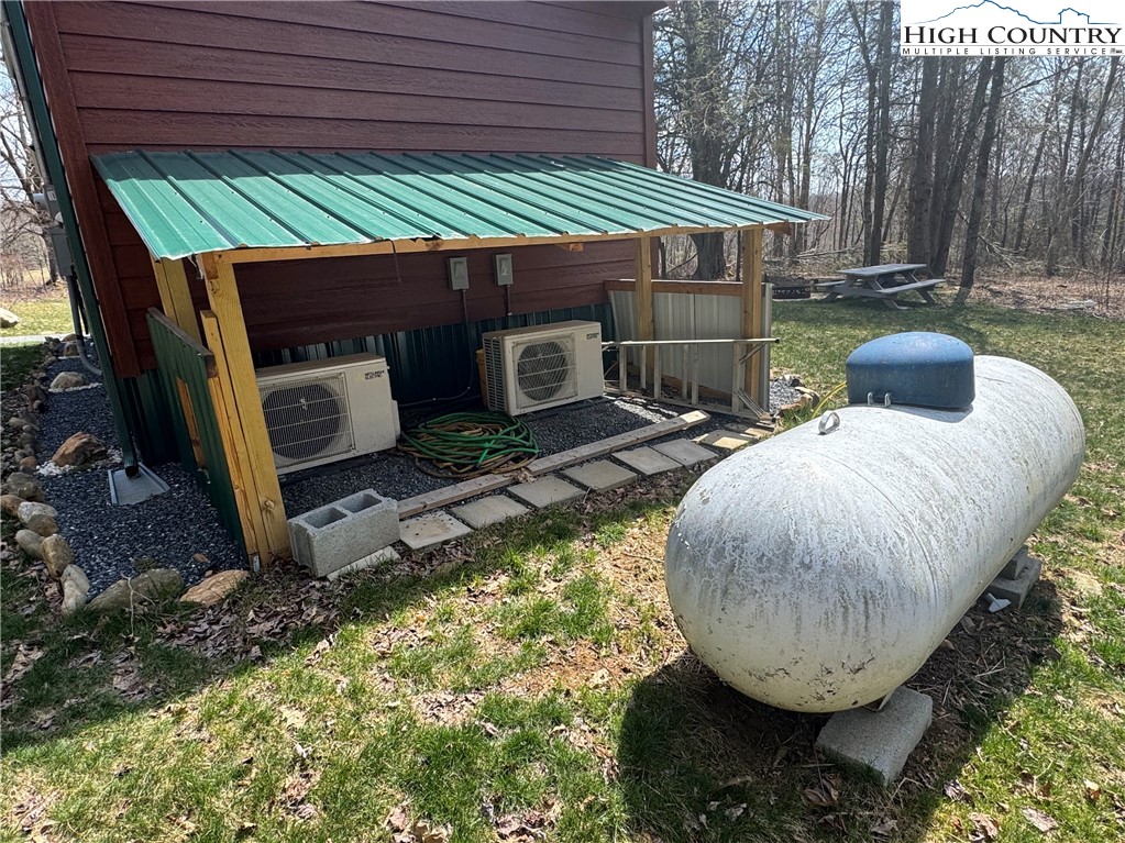 16226 Highlands Parkway