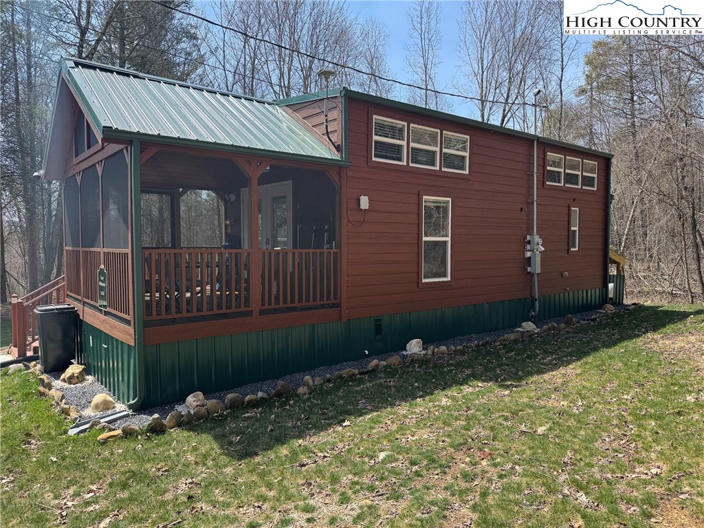 16226 Highlands Parkway