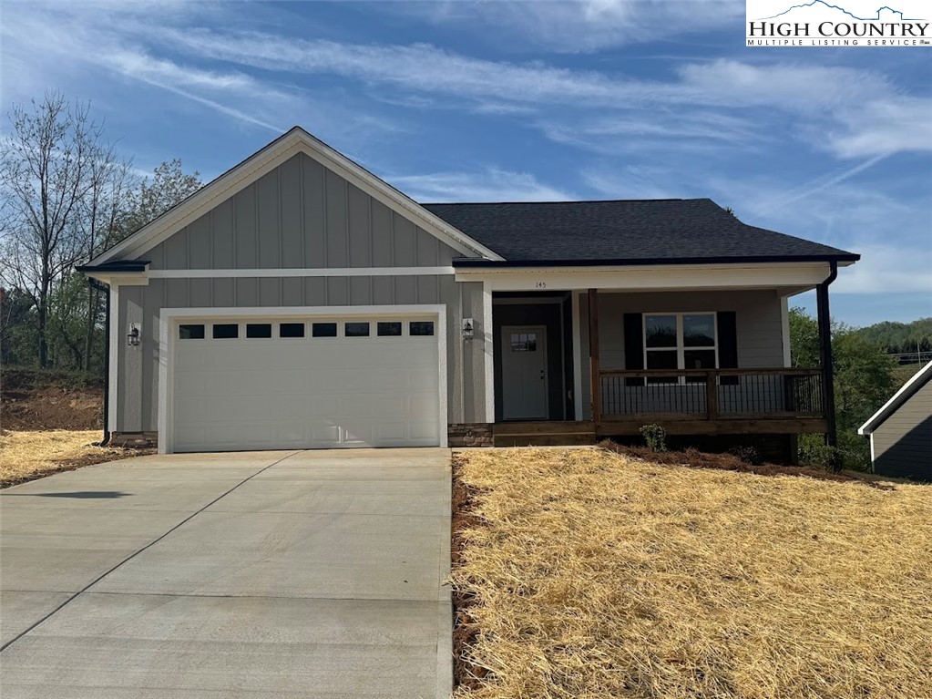 145 W Evergreen Street