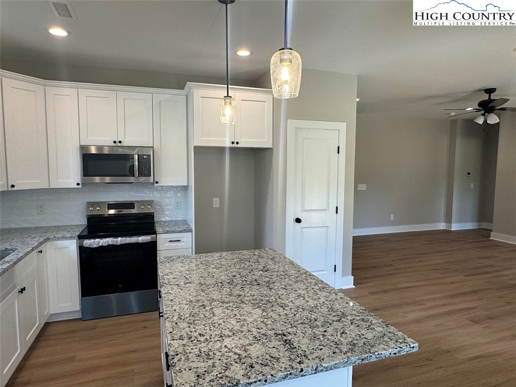 145 W Evergreen Street