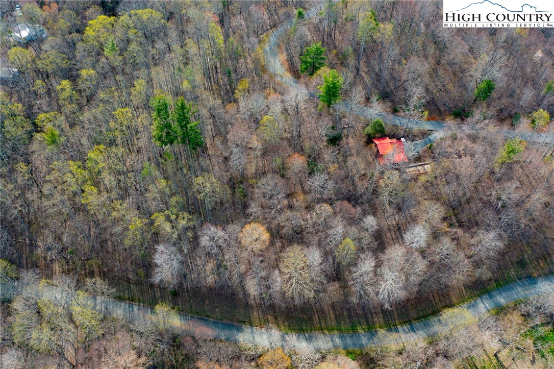 15 Bluff Canyon Drive