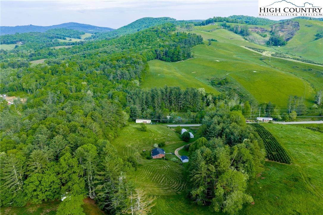 8693 Hwy 88 E Highway