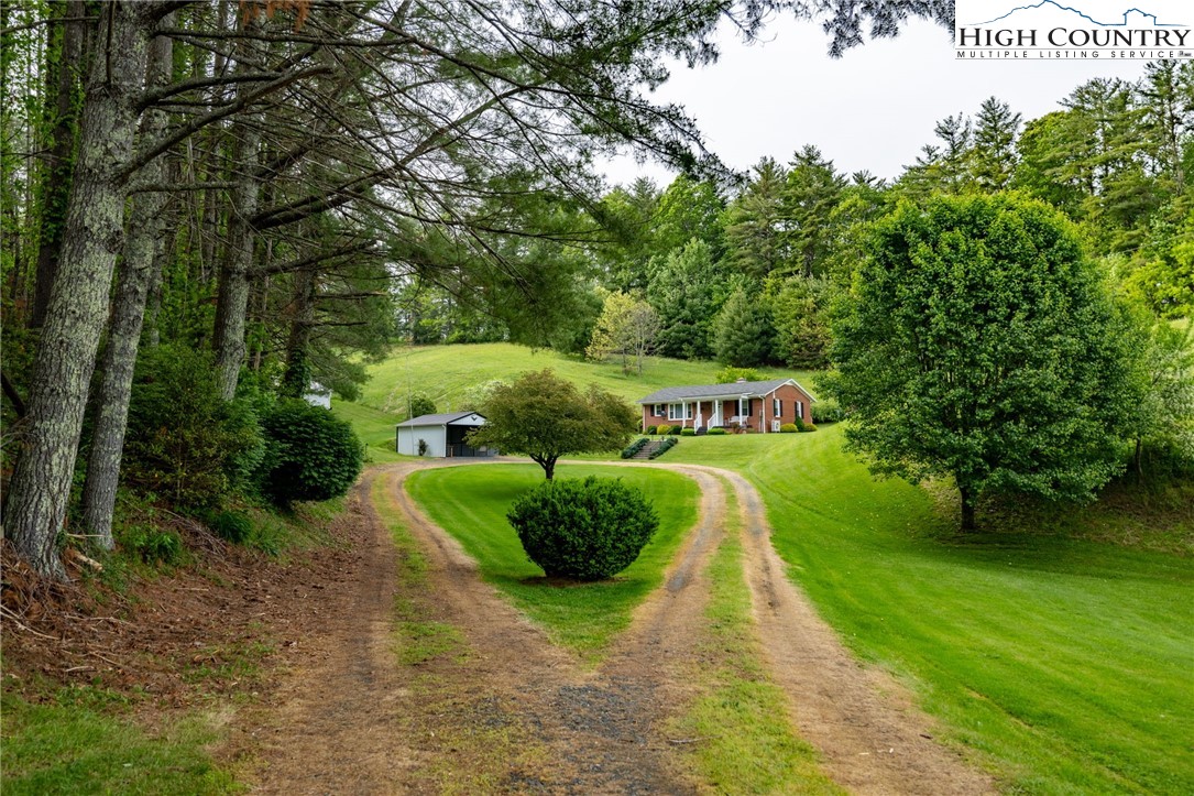 8693 Hwy 88 E Highway