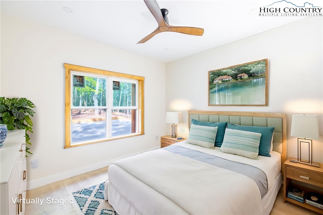 486 Noah's Ridge