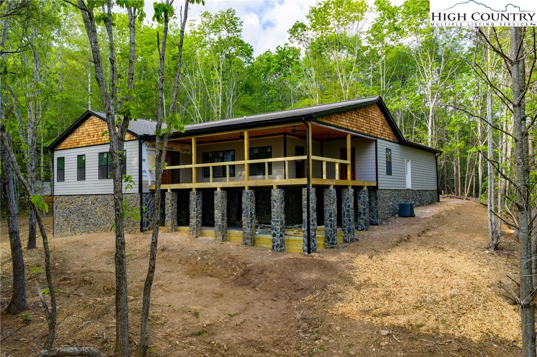 486 Noah's Ridge