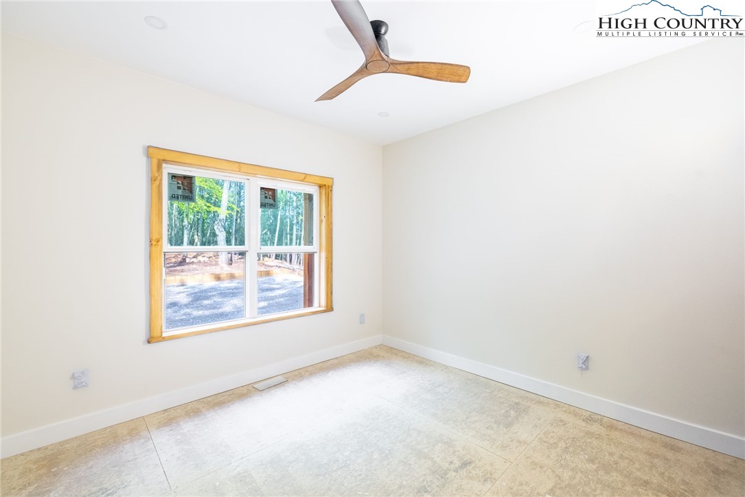 486 Noah's Ridge